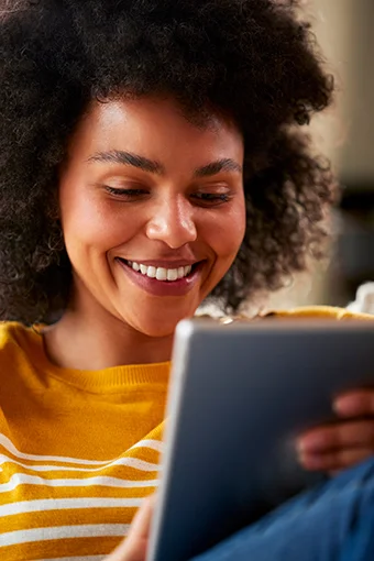 Online-Shopping für Schuhe am Smartphone